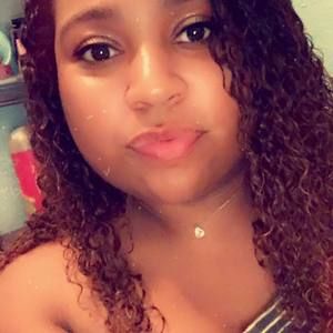 Meet your Posher, Alia